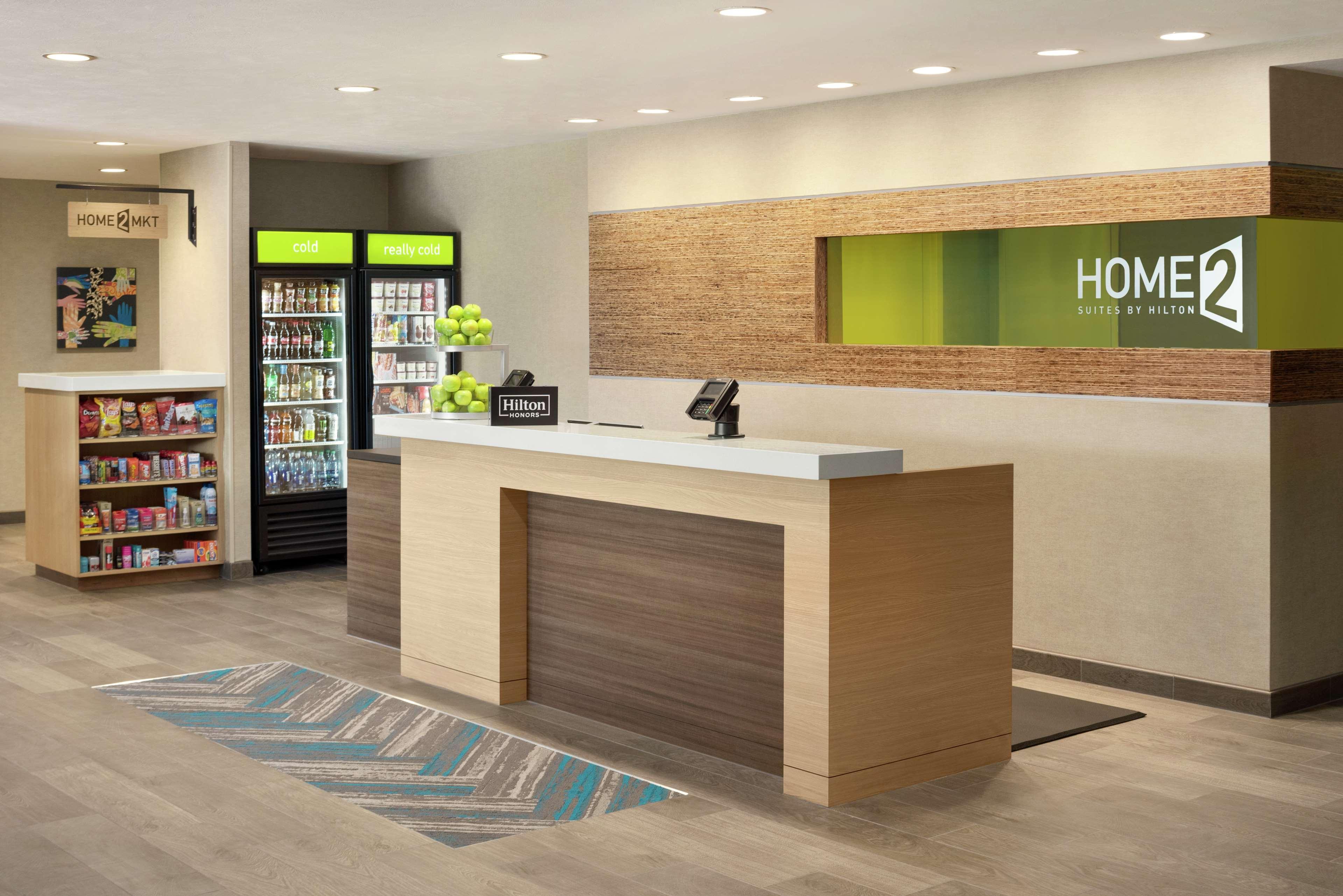 Home2 Suites By Hilton Bismarck Exteriör bild