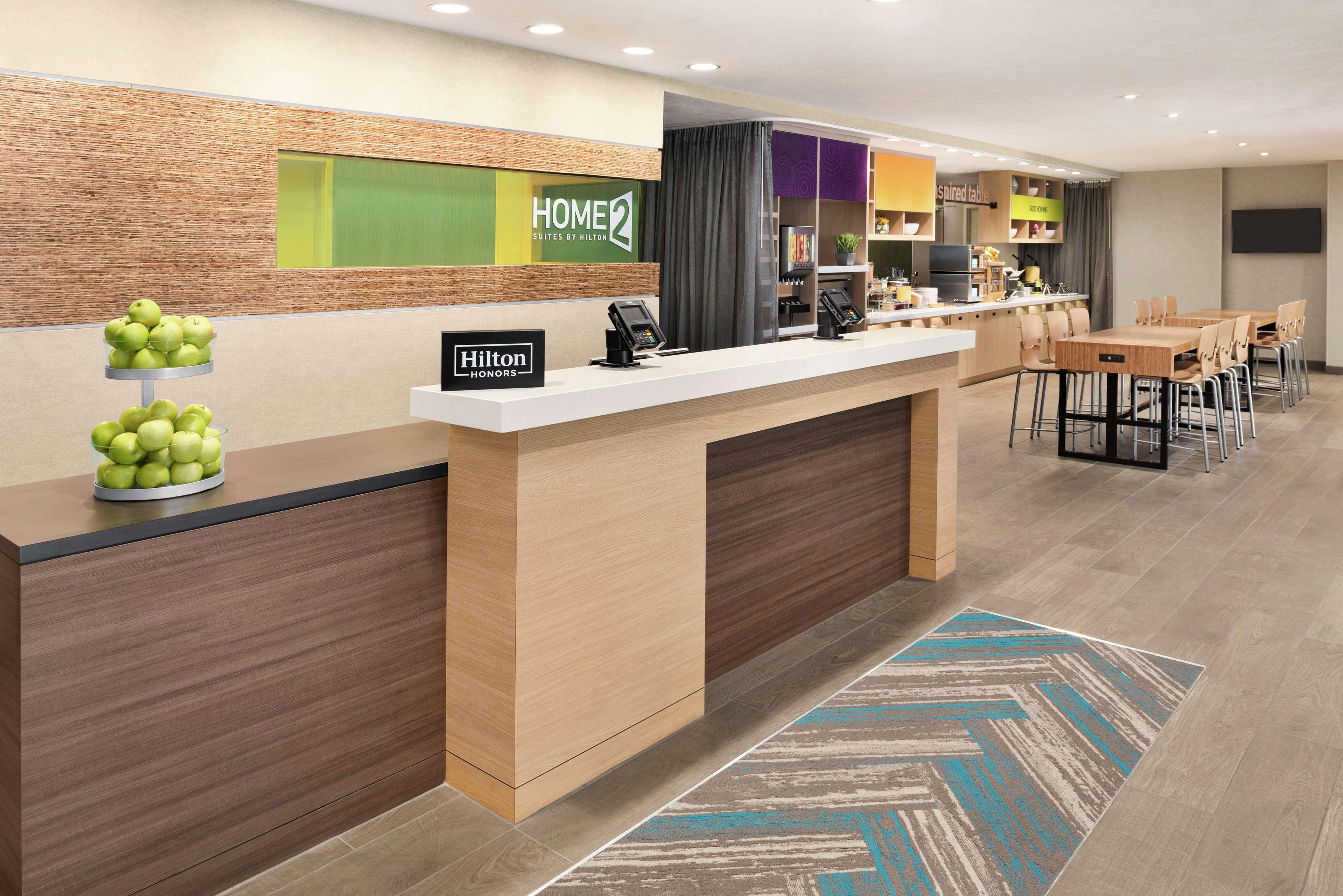 Home2 Suites By Hilton Bismarck Exteriör bild