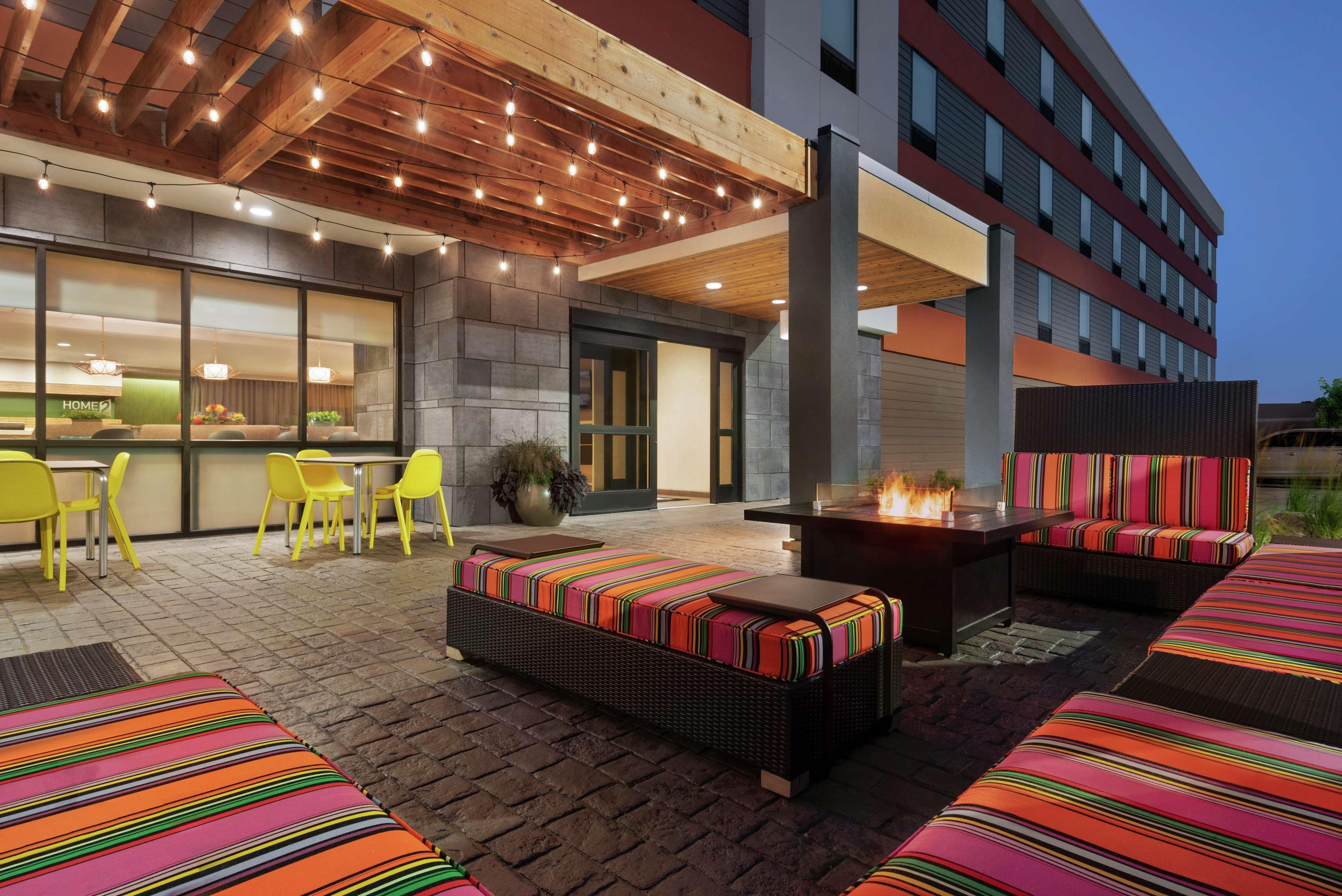 Home2 Suites By Hilton Bismarck Exteriör bild