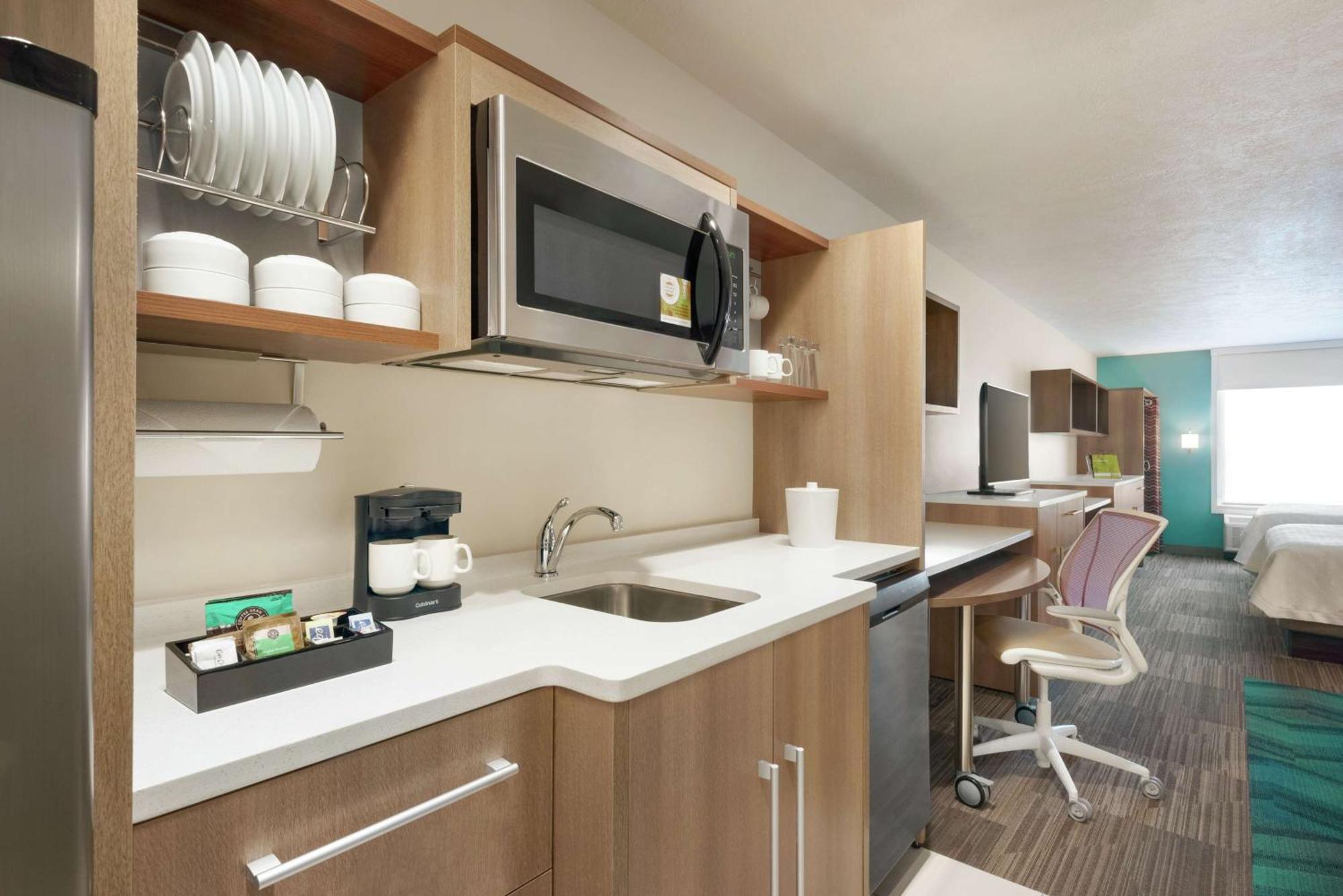 Home2 Suites By Hilton Bismarck Exteriör bild